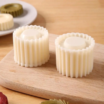 TYIIPRO™ 2-in-1 Pastry Mold – Make Beautiful Mooncakes, Cookies & Mini Cakes at Home