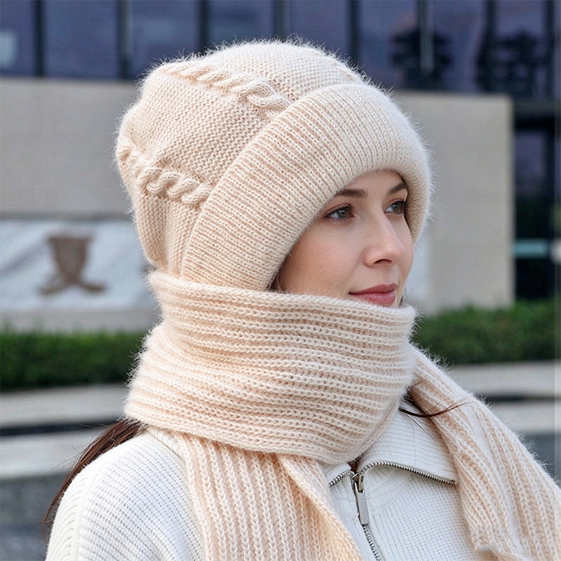 💞✨  Clever All-in-One Knit Hat & Scarf Set 🤍❄️ Soft twisted knit, keeps head and neck cosy without bulky layers🧣