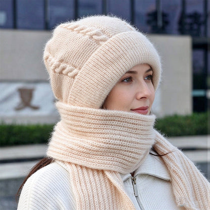 💞✨  Clever All-in-One Knit Hat & Scarf Set 🤍❄️ Soft twisted knit, keeps head and neck cosy without bulky layers🧣